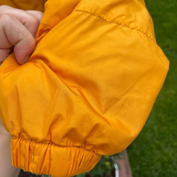 PRADA Puffer Jacket - Picture 6 of 6